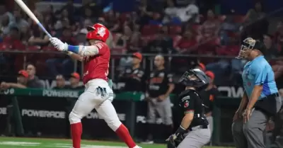 Mazatln gana a Hermosillo el tercer juego de la serie