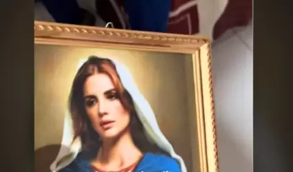 imagen de la Virgen con el rostro de Lana del Rey