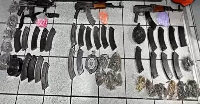 Armas decomisadas en El Tazajal