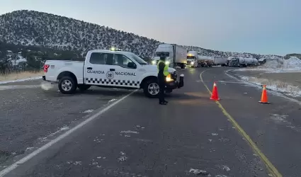 Cierre de carreteras en Sonora por nevada.