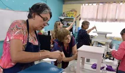 Capacitarn a mujeres que quieran emprender un negocio