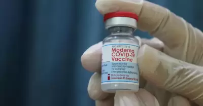 Vacuna contra Covid de Moderna se venderá en Walmart