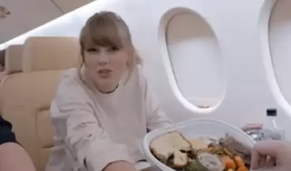 Taylor Swift en su jet privado