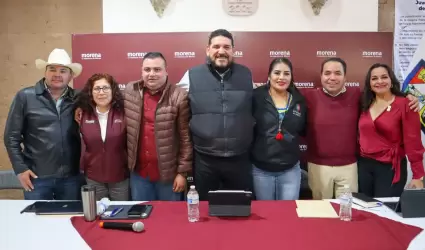 Diputados federales y militantes del partido del Movimiento de Regeneracin Naci