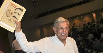 La peticin de AMLO se aprob con 49 votos a favor, 15 en contra y 12 abstencion