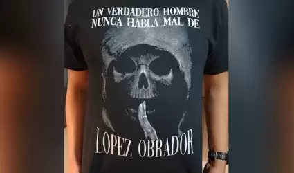 Post de Morena con playera de la Santa Muerte