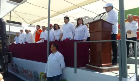 El gobernador Alfonso Durazo se manifest a favor de las demandas de los diferen