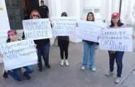 Estudiantes de la Unison se manifiestan en Palacio de Gobierno, piden solucin a la huelga