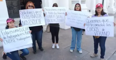 Manifestacin de estudiantes de la Unison en Palacio de Gobierno