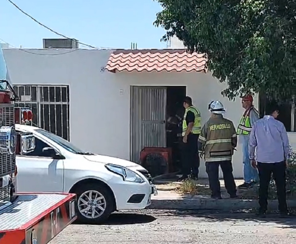 Rescatan a hombre de incendio en la colonia San Benito - Uniradio ...