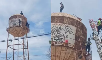 Hombre intenta lanzarse de tinaco