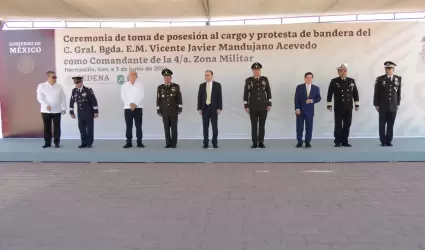 Cambio de mando en la IV Zona Militar