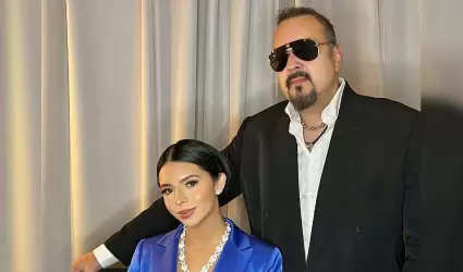 ngela y Pepe Aguilar