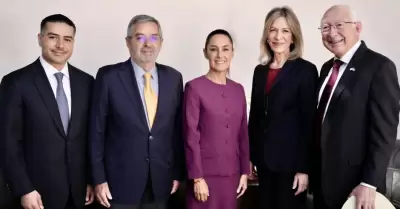 Claudia Sheinbaum se reuni con la comitiva enviada por el presidente de Estados