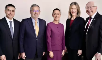 Claudia Sheinbaum se reuni con la comitiva enviada por el presidente de Estados