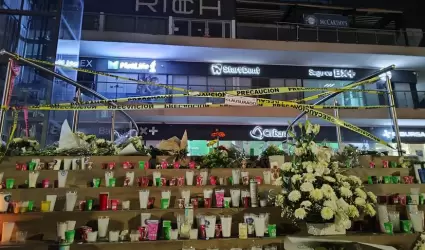 Memorial para honrar a vctimas de antro Rich