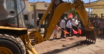 Arranca pavimentacin en calle Valle del Soya, en Valle Dorado