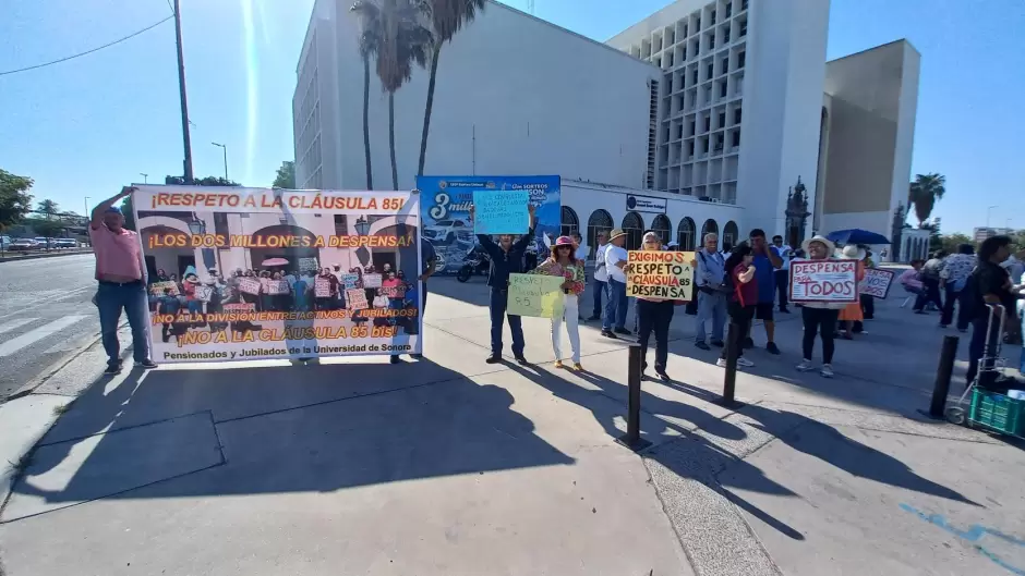 Jubilados y pensionados agremiados al Steus