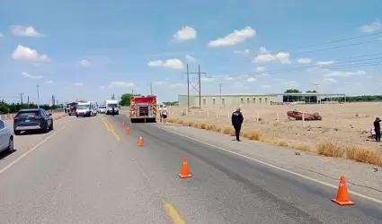 Volcamiento deja un fallecido en carretera a Kino