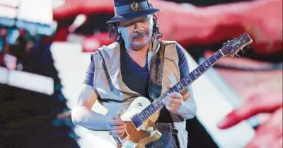 Carlos Santana