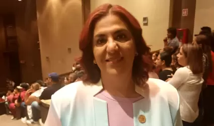 Beatriz Cota Ponce, presidenta de la diputacin permanente del Congreso de Sonor