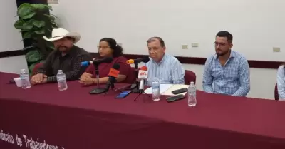 Alumnos y docentes de la Unison