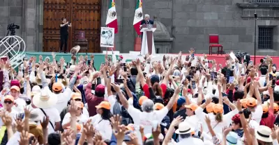 Andrs Manuel Lpez Obrador, presenta en el Zcalo capitalino su sexto y ltimo 