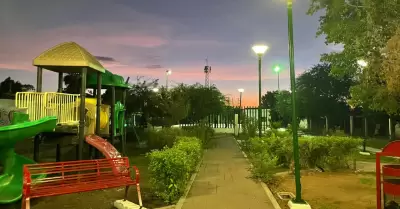 Iluminan el parque y cancha de basquetbol de la colonia Luis Echeverra