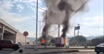 Quema de vehculos en Sinaloa