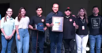 Premian a ganadores del "DogoFest"