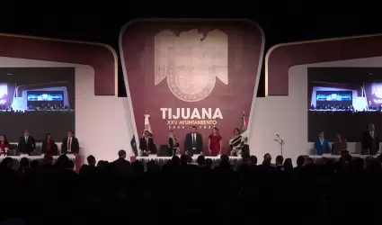 Rinde protesta Ismael Burgueo Ruiz como Presidente Municipal de Tijuana