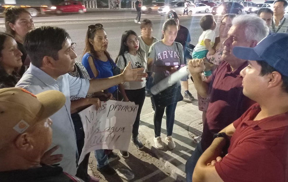 Bloquean Progreso y Solidaridad para exigir agua potable al norte de ...