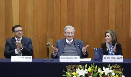 La Facultad de Derecho de la UNAM rindi un homenaje al ministro Luis Mara Agui