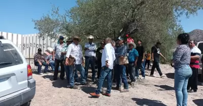 Ejidatarios cerraron los accesos al cerro del Bachoco