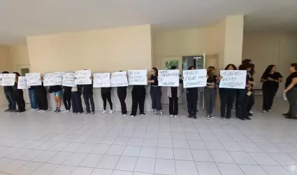 Estudiantes de la Unison protestan porque no fueron tomados en cuenta para elegi