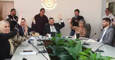 Aprueban en comisiones la iniciativa de reforma a la Ley Orgnica del Poder Ejec