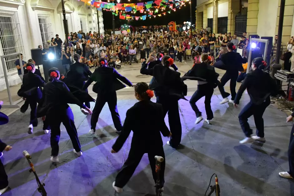 Festival Tradicional de Da de Muertos