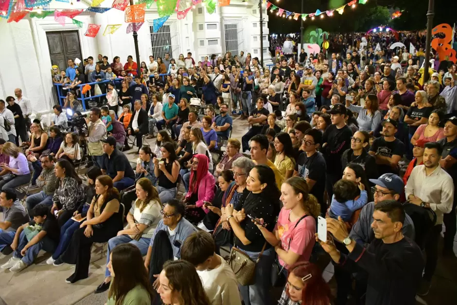 Festival Tradicional de Da de Muertos