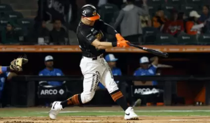 Naranjeros de Hermosillo vencen a Algodoneros