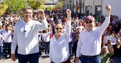 Diputado federal Ramn Flores, alcaldesa de Guaymas Karla Crdova y Heriberto Ca