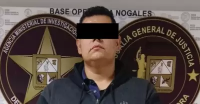 Maestro universitario acusado de delitos sexuales