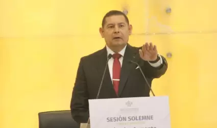 Alejandro Armenta rinde protesta como gobernador de Puebla