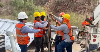 Restablecen servicio de agua potable en La Colorada