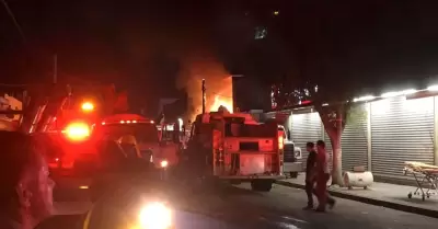 Incendio de dulcera en Navolato