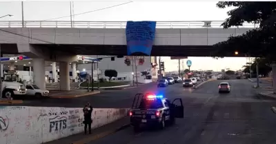 Mantas en puentes de Culiacn