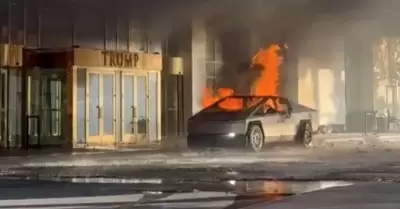 Explosin de Cybertruck frente al hotel del presidente electo de Estados Unidos,