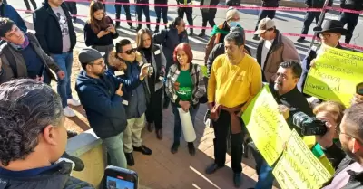 Activistas suspenden trabajos de paso a desnivel