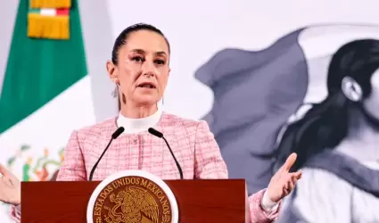 Claudia Sheinbaum durante la conferencia matutina desde Palacio Nacional.