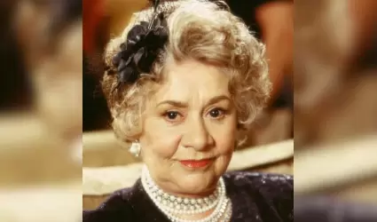 Joan Plowright