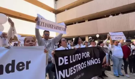 Manifestantes irrumpieron en Palacio de Gobierno de Sinaloa